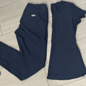 Grey’s Anatomy & Med Couture Navy scrubs bundle